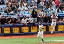 ¡Garra melenuda en Valencia! Caracas embosca al Magallanes en el décimo y barre la serie