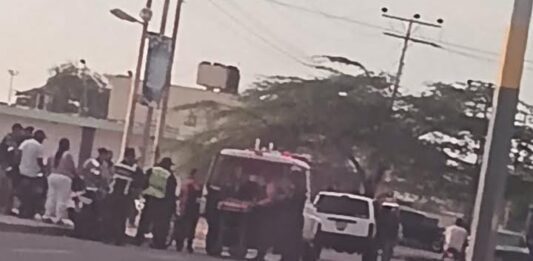 Un perro provocó el deslizamiento de un motorizado en Caja de Agua: conductor herido