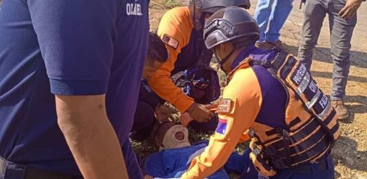 Ingeniero resulta lesionado tras caer de un poste en el sector San Bosco de Coro