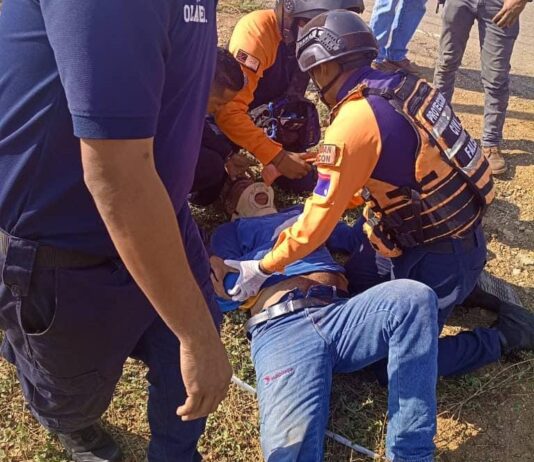 Ingeniero resulta lesionado tras caer de un poste en el sector San Bosco de Coro