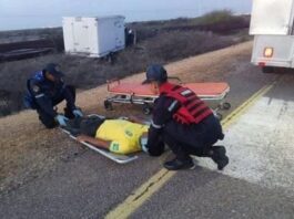 Joven resulta herido tras impactar su camión contra la defensa vial en la carretera Coro – Punto Fijo